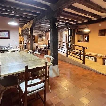 La Casa De Celada Celada de Los Calderones