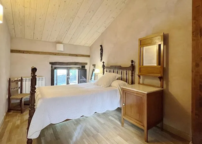 La Casa De Celada * Celada de Los Calderones