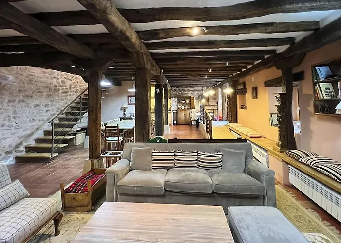 La Casa De Celada Hébergement de vacances *